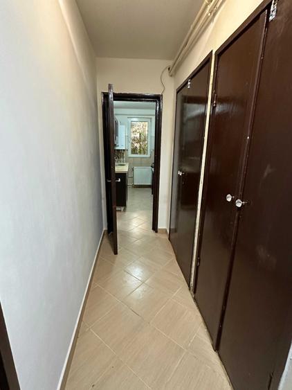 Apartament cu 2 camere semidecomandat în Progresul