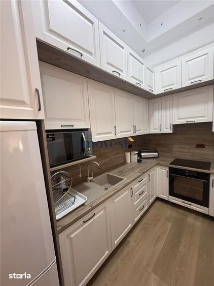 Apartament cu 3 camere în Ultracentral