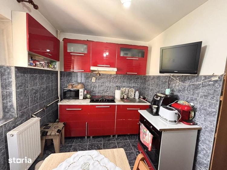 Apartament cu 3 camere decomandat în Rogerius