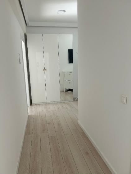 Apartament cu 2 camere semidecomandat în Băneasa