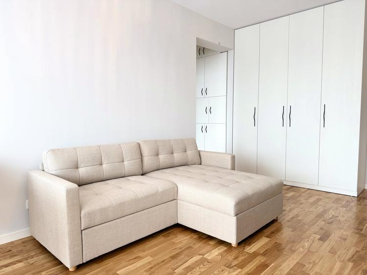 Apartament cu 2 camere semidecomandat, mobilat în Băneasa