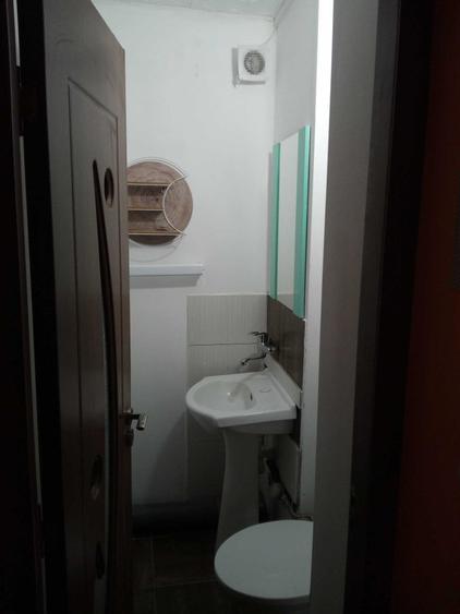 Spațiu comercial, de 25 mp, în Central
