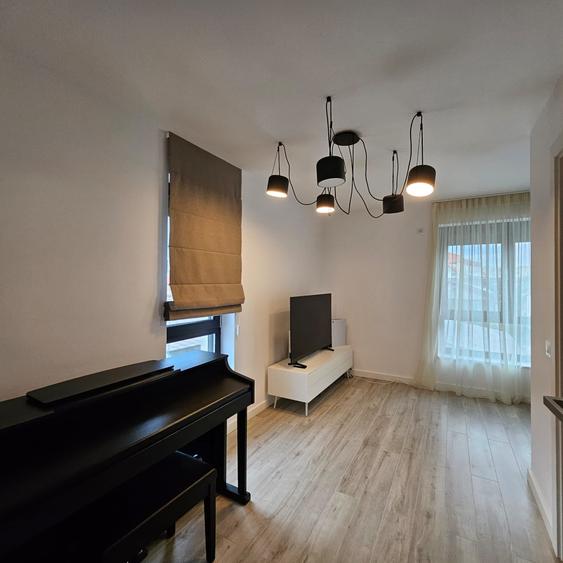 Casă individuală cu 5 camere cu Canalizare în Brâncoveanu