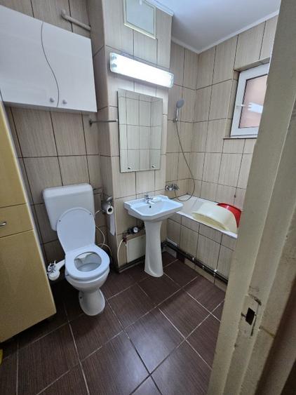 Apartament cu 2 camere circular, mobilat în Craiovei