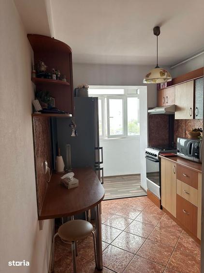 Apartament cu 2 camere decomandat, mobilat în Vest