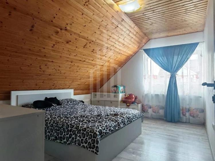 Casa individuala cu 2 apartamente ?i anexa generos de 100 mp - 7