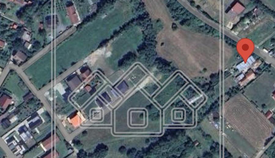Teren Construcții intravilan de 1102 mp, în Central