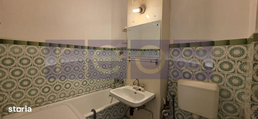 Apartament cu 3 camere decomandat în Dristor