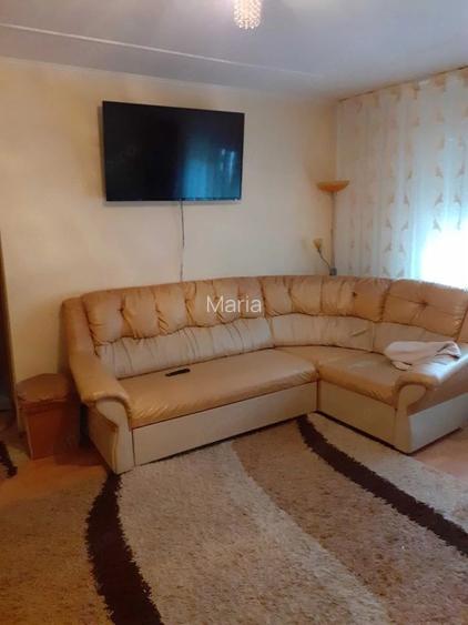 Apartament cu 3 camere de inchiriat in ?agului