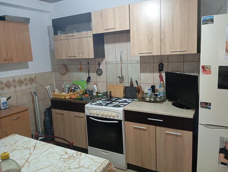 Casă individuală cu 4 camere cu Teren 1000 Mp în Redea