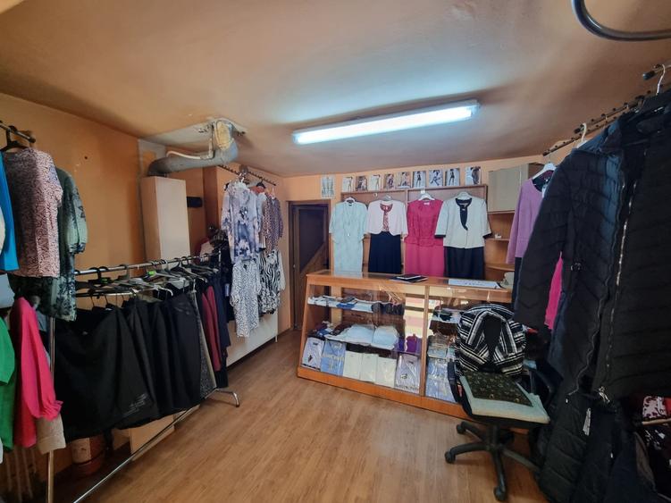 Spațiu comercial, de 25 mp, în Cetate