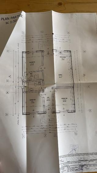 Casă individuală cu 4 camere cu Garaj în Ianova