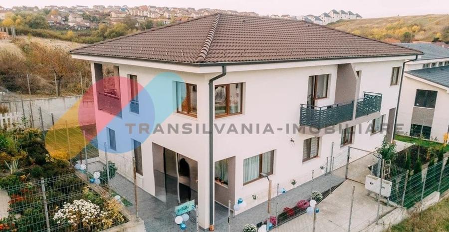 Duplex cu 5 camere cu Canalizare în Dezmir
