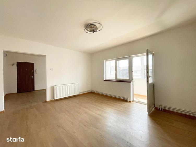 Apartament renovat 2 camere - zona Soarelui - 5