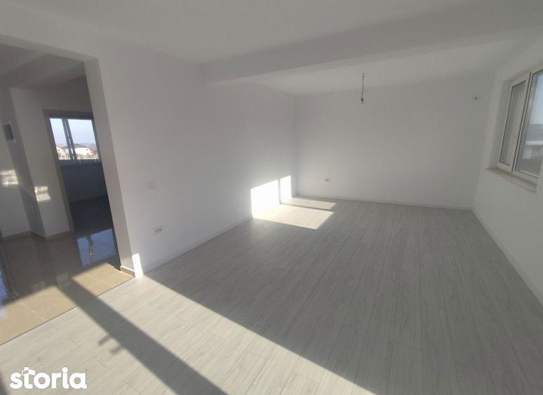 Casă cu 4 camere cu Teren 250 Mp în Valea Lupului