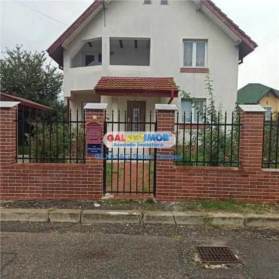 Casă cu Teren 450 Mp în Prundu