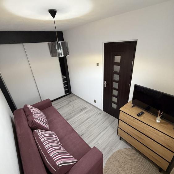 Apartament cu 2 camere nedecomandat în Mihai Bravu