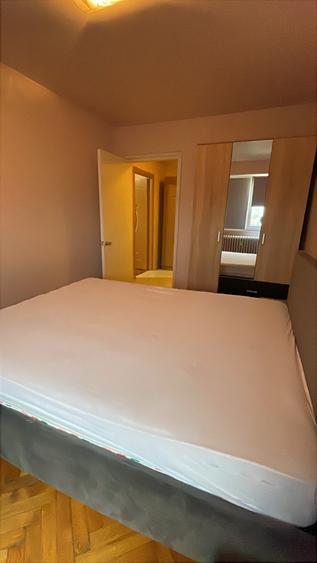 Apartament cu 2 camere decomandat în Titan