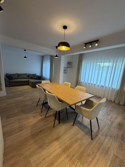Casă cu 4 camere cu Teren 425 Mp în Liteni
