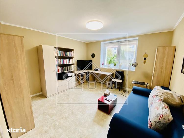 Casă cu 4 camere cu Teren 450 Mp în Calea Dumbrăvii