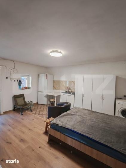 Casă cu 3 camere cu Teren 1824 Mp în Moldovenești