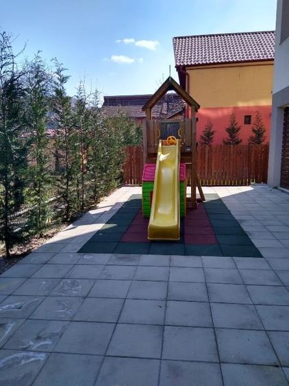 Apartament cu 3 camere decomandat, mobilat în Mărăști