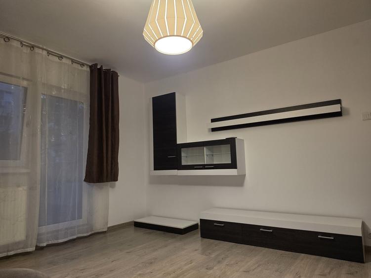 Proprietar, inchiriez apartament 3 camere Barncoveanu metrou - 3