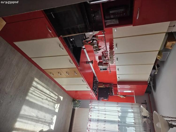 Apartament cu 2 camere nedecomandat în Central