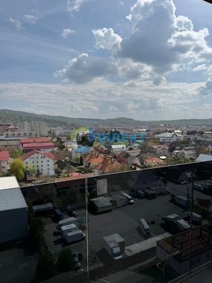 Apartament cu 3 camere decomandat în Decebal
