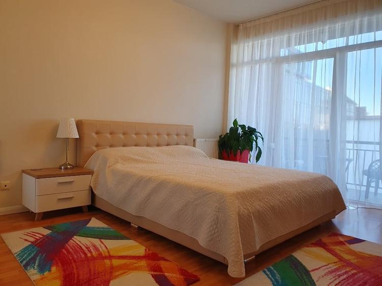 Apartament cu 2 camere decomandat, mobilat în Central