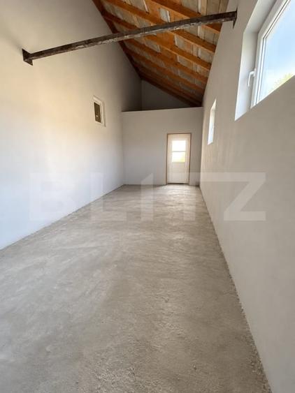 Casă individuală cu 4 camere cu Teren 2900 Mp în Exterior Sud