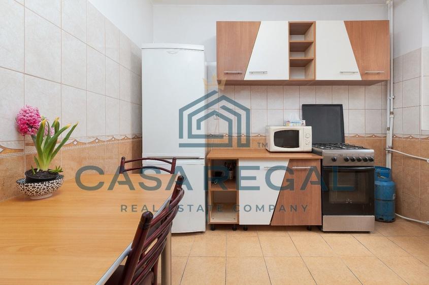 Apartament cu 2 camere decomandat, mobilat în Ultracentral