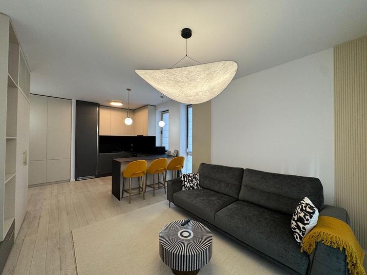 Apartament cu 2 camere decomandat, mobilat în Herăstrău
