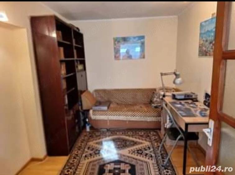 Casă cu 5 camere cu Teren 211 Mp în Brătianu