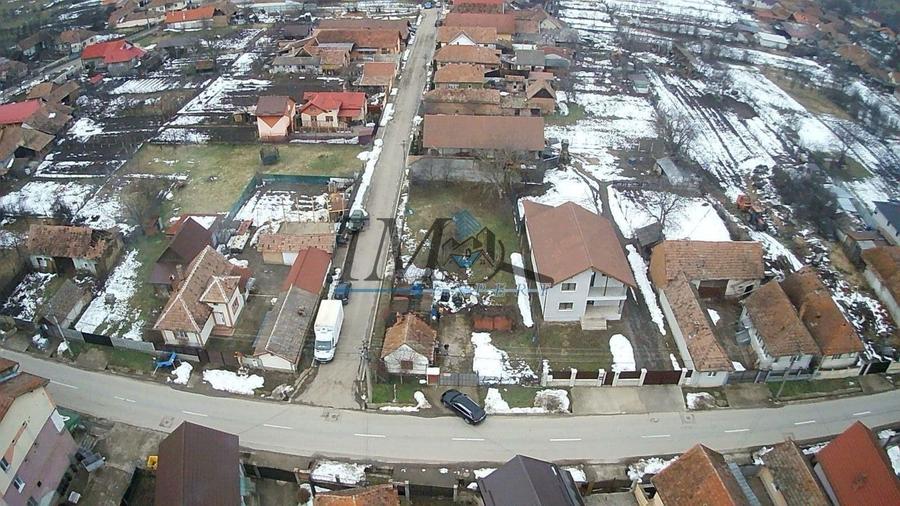Teren Construcții intravilan de 600 mp, în Cricău