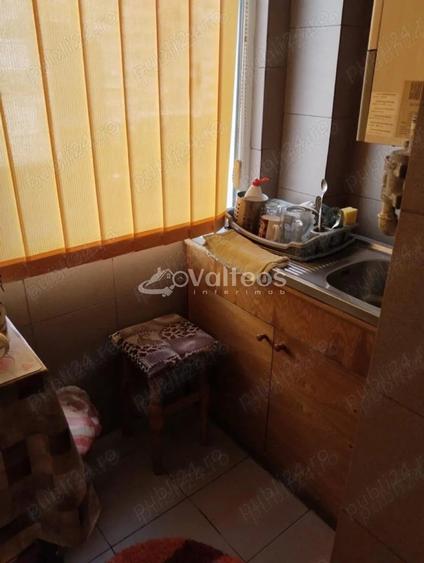 Apartament cu 2 camere semidecomandat în Micro III