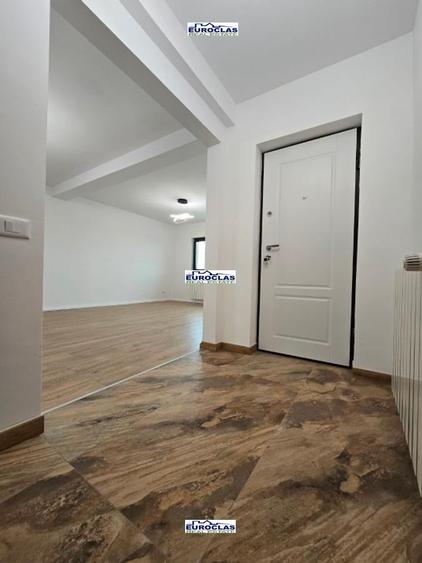 Casă cu 4 camere cu Teren 245 Mp în Brătianu