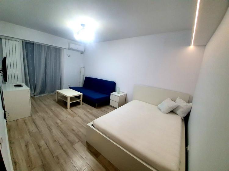 Garsonieră decomandată în Politehnica
