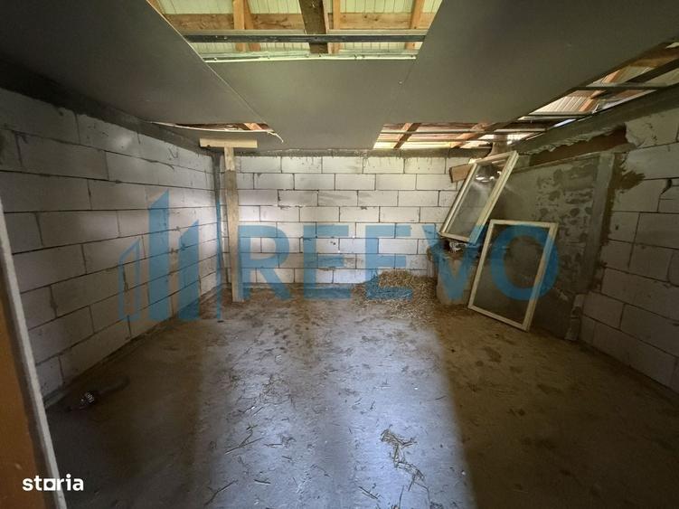 Casă cu 3 camere în Drăgești