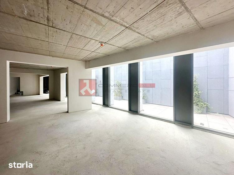 Spațiu comercial, de 219 mp, în Central