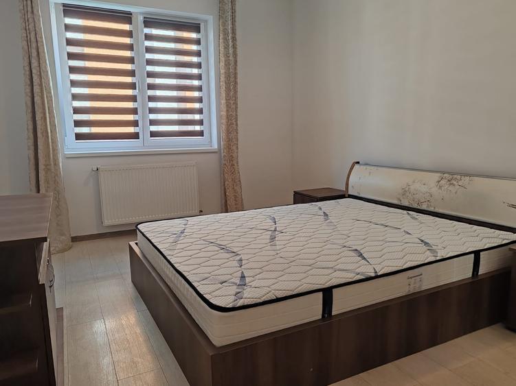 Apartament cu 2 camere decomandat în 13 Decembrie
