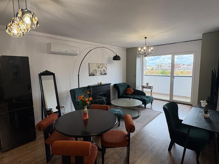 Apartament cu 2 camere semidecomandat în Florești