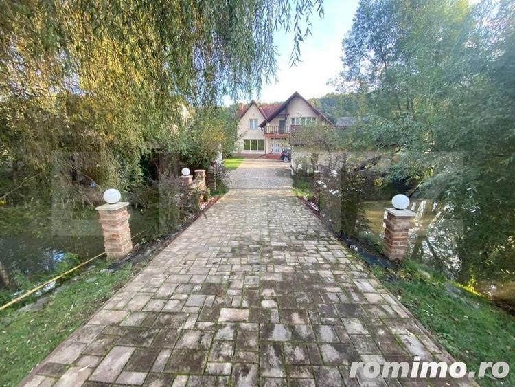Casă cu 4 camere cu Teren 1750 Mp în Corunca