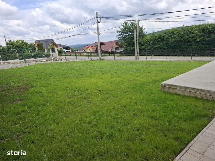 Casa noua in Tocile - individuala - priveliste deosebita spre munti - 7