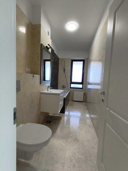 Apartament cu 3 camere decomandat în Bucium