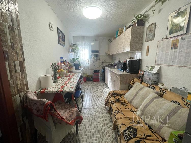 Apartament cu 2 camere decomandat, mobilat în Iris