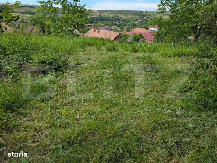 Casă cu 2 camere cu Teren 2111 Mp în Mihai Viteazu
