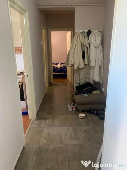 Apartament cu 2 camere decomandat, mobilat în Calea București