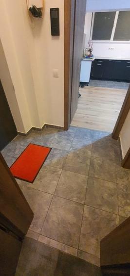 Apartament cu 2 camere decomandat în Olteniței