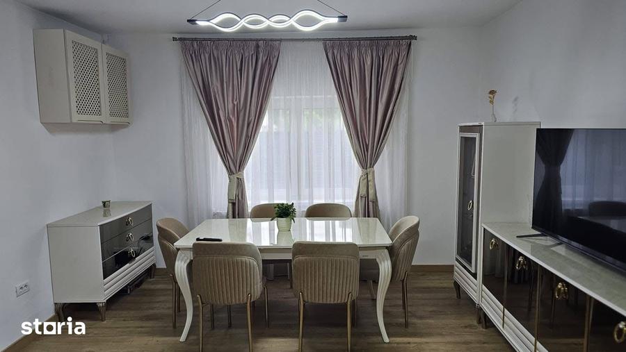 Casă cu 4 camere cu Teren 500 Mp în Central